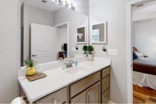 Gulf Escape Cottage Near Beach and Attractions - Galveston - 9