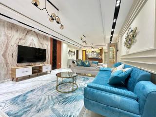 New Apartment in Pyramids Gardens Area of Cairo - 0