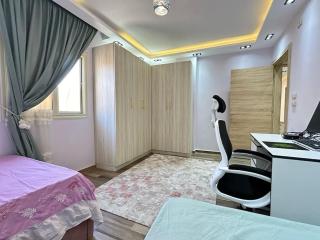 New Apartment in Pyramids Gardens Area of Cairo - 1