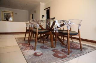 Guest Home KS2E - Self Catering - 4