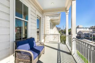 Private 3BR on Carondelet by Hosteeva - 8