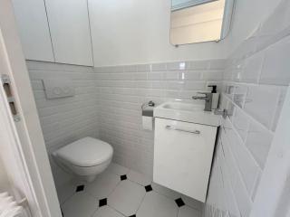 Sunny Gambetta with 3 air conditionings - 7