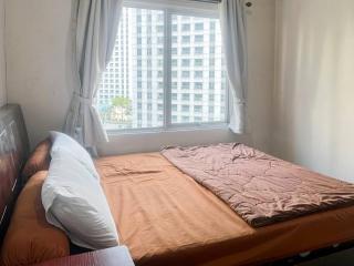 Cozy 2BR Sudirman Apt with Pool, Wi-Fi, & Netflix by 2ndHome - Jakarta - 9