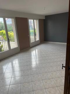 Chambre privée dans une grande Maison - Le Val Notre-Dame - 1