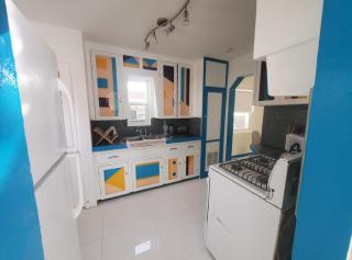Pet Friendly Modern Casita in Heart of Nob Hill - Albuquerque - 0