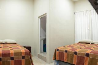 Apartamento Petenchel, por Aeropuerto Flores Peten 2 - Santa Elena - 1