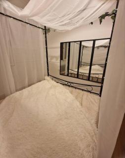 Appartement avec lit baldaquin - Saint-Pargoire - 5