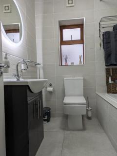 Budget Friendly King Room, Limerick - 1