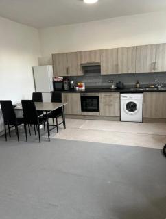 Barnsley Guesthouse - 4