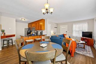 Charming Single Family Attached - Manchester - 0