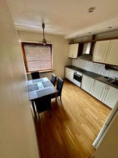 Vingis Park Apartments with 2 Bedrooms & Free Parking - Vilnius - 3