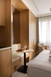 Love room avec Jacuzzi & Cinema-Gare Mont Parnasse - París - 7