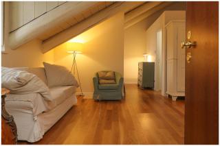 Art Heaven-Suite Graneri in Torino Centro - Turim - 9