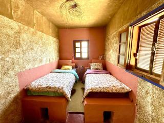 Hippie Chic House - 8