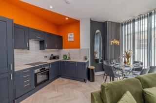 Beautiful Central Pad I Three Bedrooms I 2 Bathroom I Next to Brighton Beach I SLP 10 - Brighton & Hove - 9