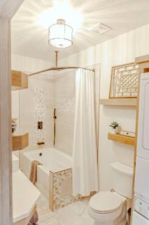 Willis Country Cabins-Sweet Escape -#3 - Point - 7