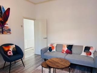 3-Bed Stylish Liverpool Home - 4