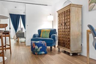 Hustle and Bustle 2Bed 1Bath 1Car Pool Teneriffe - 3