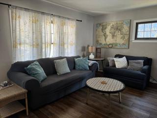 Spacious Relaxing Baltimore Home with Hot Tub - Baltimore - 5