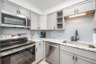 Sunny Haven 625 1BR Townhome in Fort Walton - 1