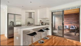 Beach front unit in Capel Sound - Capel Sound - 5