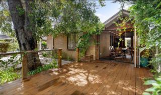 Beach front unit in Capel Sound - 6