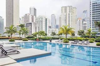 The Suite Life - Level 42 at Makati - Manila - 5