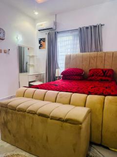 Vokzluxuryshortlet 1-Bedroom Apartment - 7