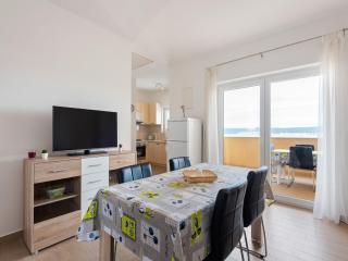 Simplistic Apartment in Neviđane near Sea beach - Neviđane - 0