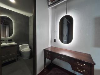 Brown Brick Thonglor - Blue Blueberry Room - Khlong Toei - 4