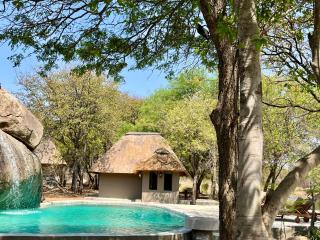 Timbila Game Lodge - Welcome to Land of Leopards and Buffalo - Big Game Lodge - Phalaborwa - 9