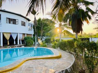 Hera Hostel Diani - Diani Beach - 2