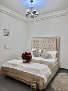 Kerstin Home - Douala - 0