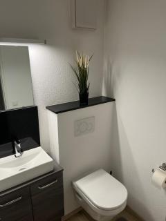 Großzügige Wohnung - 2