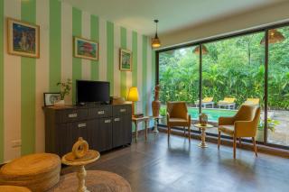 Locomo Boutique, Morjim - Stay Work Eat - Morjim - 1