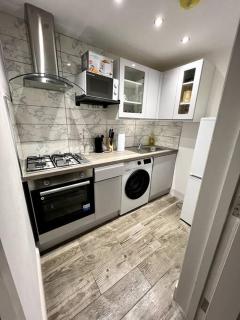 Queens Park Area, Beautiful vibrant ground floor Apartment Lovely - Glasgow - 4