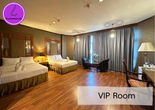 โรงแรมเลิศธานี - - 6