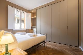 Luxury Bridge Apartment - 7