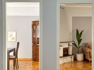 Historic Seaview Getaway Near the City Center - Tessalónica - 1