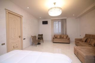 Louvre Luxury Collection Hotel - Sevan - 3