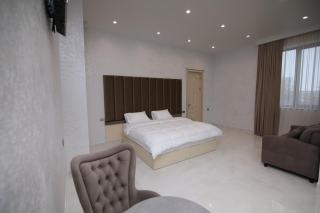 Louvre Luxury Collection Hotel - Sevan - 2