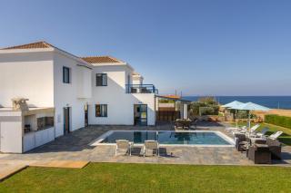 Diana Seaside Villas - Pomos - 9
