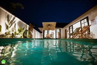 Ipoh Tiga Pool Villa by Papahost - Ipoh - 0