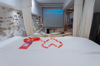 incroyable love room jacuzzi ,Hammam,cinema - Le Beausset - 6