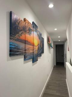 Beach House with Rooftop Jacuzzi - 5