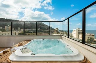 Pool & Jacuzzi Seaview Penthouse by Sea N' Rent - Haifa - 0
