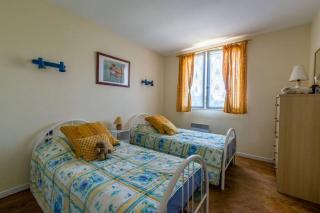 Fantastic Four Bed Family Home - 3