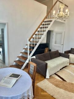 Атмосферная квартира в центре - 9