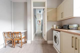 Ninian Park Road - 1