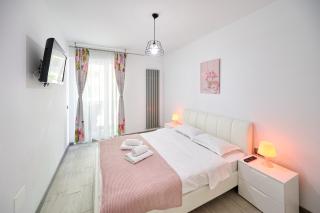 SeaVibes - Pool & Spa Beach Resort - 6